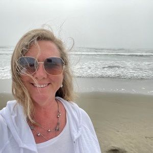 Meet your Posher, Carley